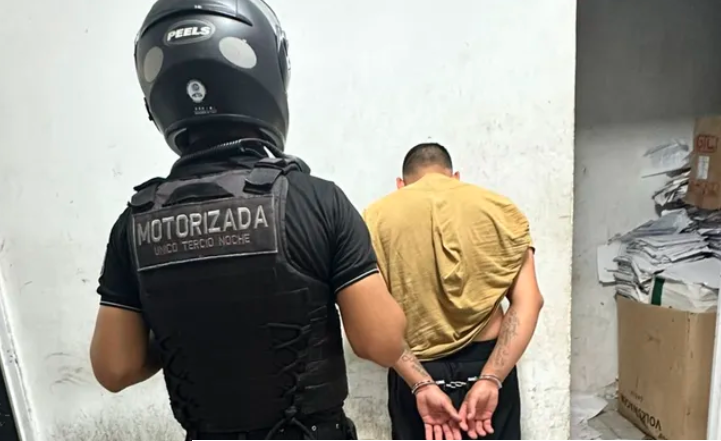 Robó un auto en pleno centro, lo detuvieron e intentó fugarse | Rosario y la región