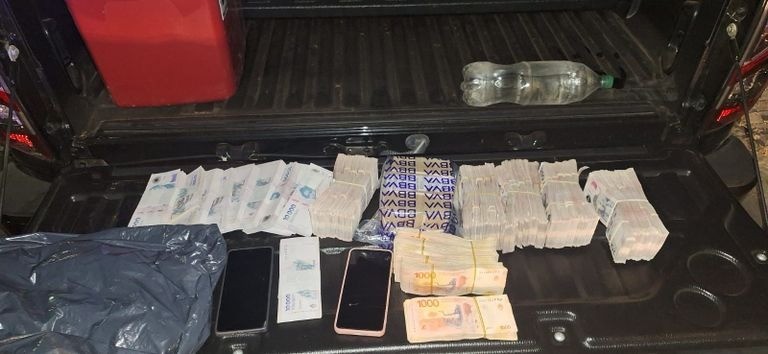 Dos detenidos en zona sudoeste con más de 13 millones de pesos que no pudieron justificar | Rosario y la región