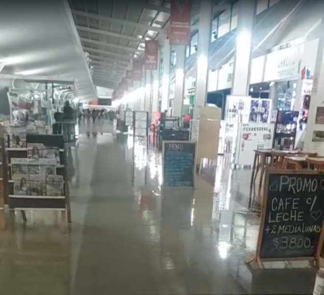 Fuerte tormenta en Rosario: Se inundó la Terminal de Ómnibus | Rosario y la región