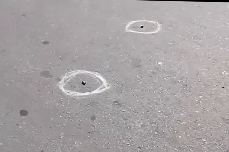 Zona sur: múltiples disparos contra una casa dejó como resultado una mujer herida | Rosario y la región