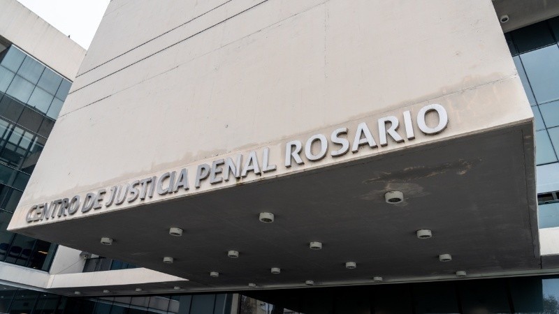 Juzgan a médica obstetra por la muerte de una paciente y lesiones graves a otra | Rosario y la región