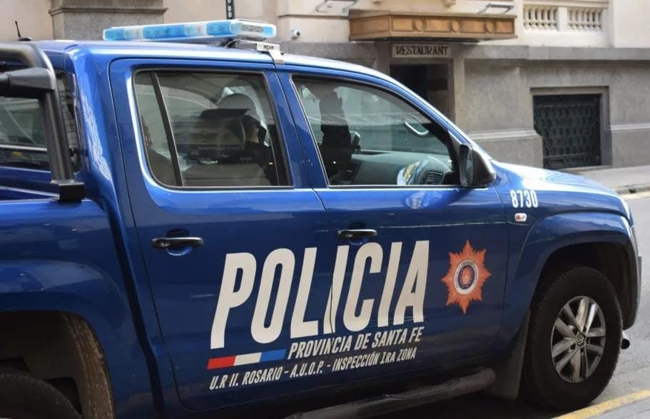 Robo violento: maniataron y golpearon a un hombre frente a su auto | Rosario y la región