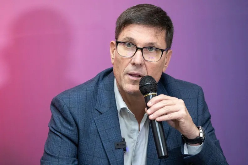 "Las clases empiezan el lunes": José Goity enfrenta un posible paro docente | Rosario y la región