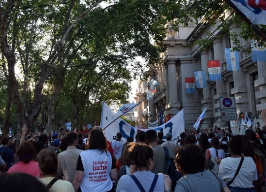 Paro en la UNR por falta de negociación salarial | Rosario y la región