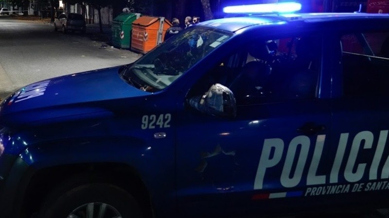 Balearon a un joven que salía de hacer las compras en un supermercado en la zona sur de Rosario | Rosario y la región