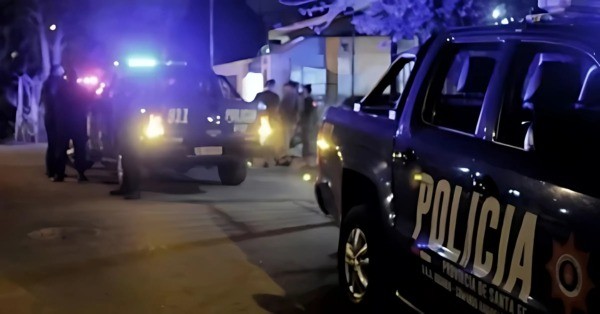 Un motociclista baleó a un joven con orden de captura | Rosario y la región