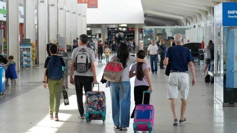 Más de 400 mil turistas pasaron por la provincia este fin de semana largo | Rosario y la región