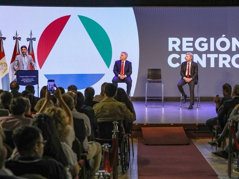 Los gobernadores de la Región Centro reclamaron por más obra pública y se manifestaron en contra de las retenciones | Rosario y la región