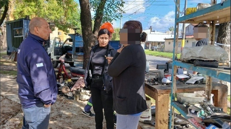 Barrio 7 de septiembre: desmontaron una gomería que funcionaba como desarmadero | Rosario y la región