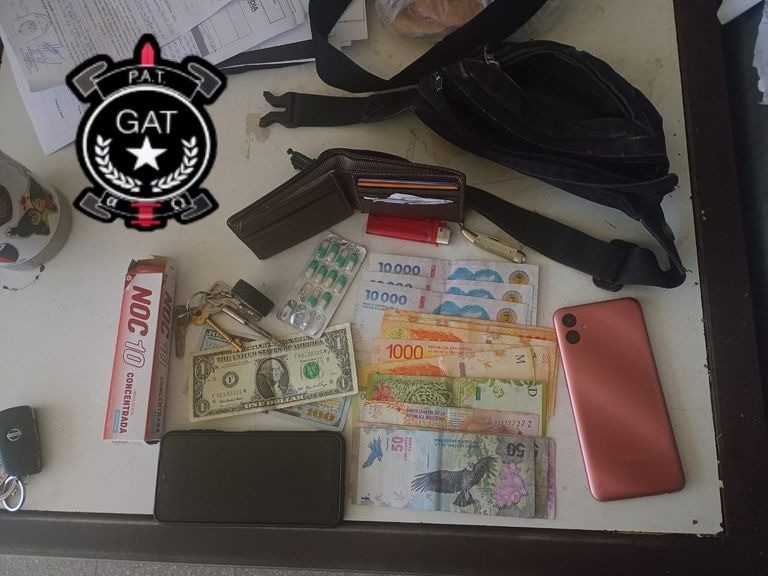 Detuvieron en zona oeste a dos hombres que eran buscados por la Justicia por múltiples delitos | Rosario y la región