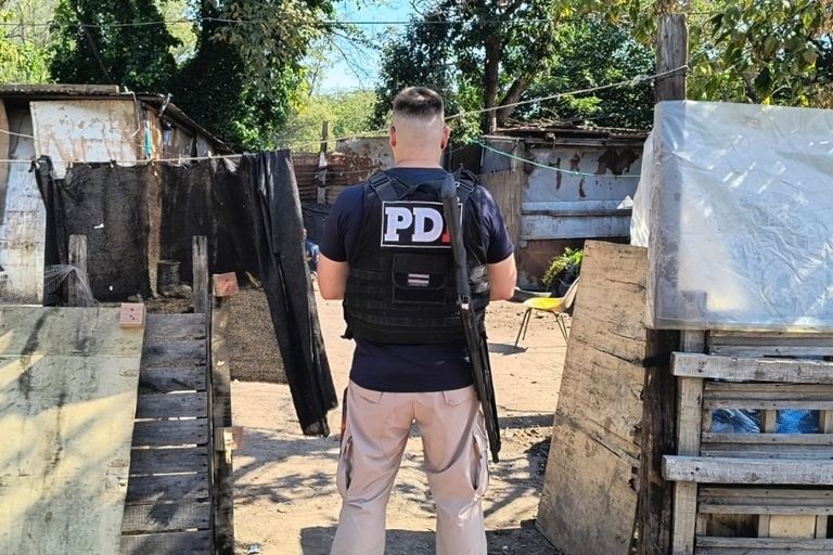 Cinco detenidos por narcomenudeo en un pasillo de zona sudoeste | Rosario y la región