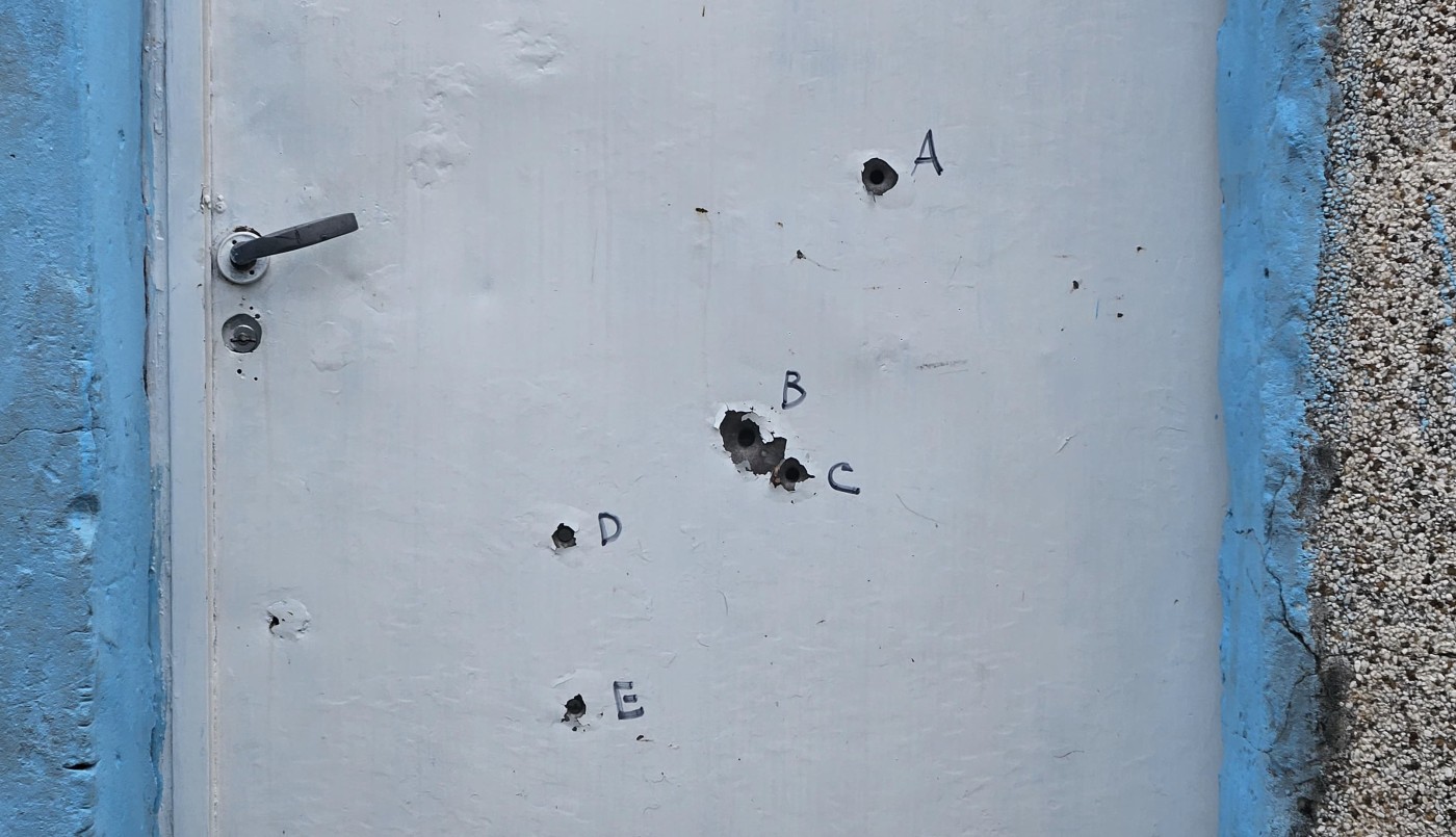 Balearon el frente de una casa: la propietaria se tiró cuerpo a tierra para refugiarse | Rosario y la región