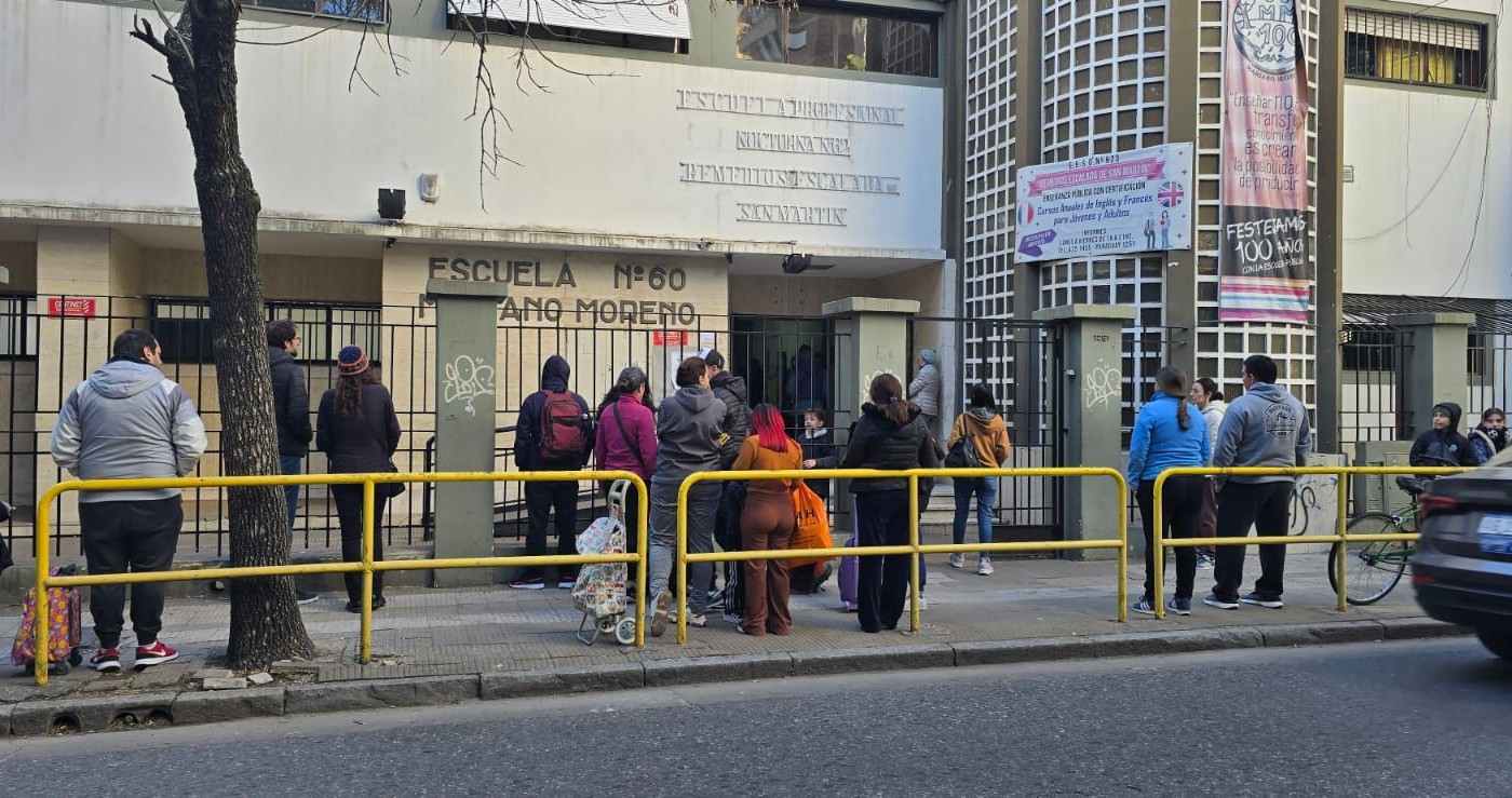 Escuelas con clases reducidas debido a la falta de luz y agua | Rosario y la región