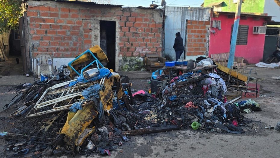 Perdieron todo a causa de un incendio en Juan B. Justo | Rosario y la región