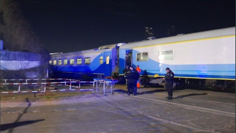 Un tren atropelló a un hombre: perdió una pierna en el acto | Rosario y la región