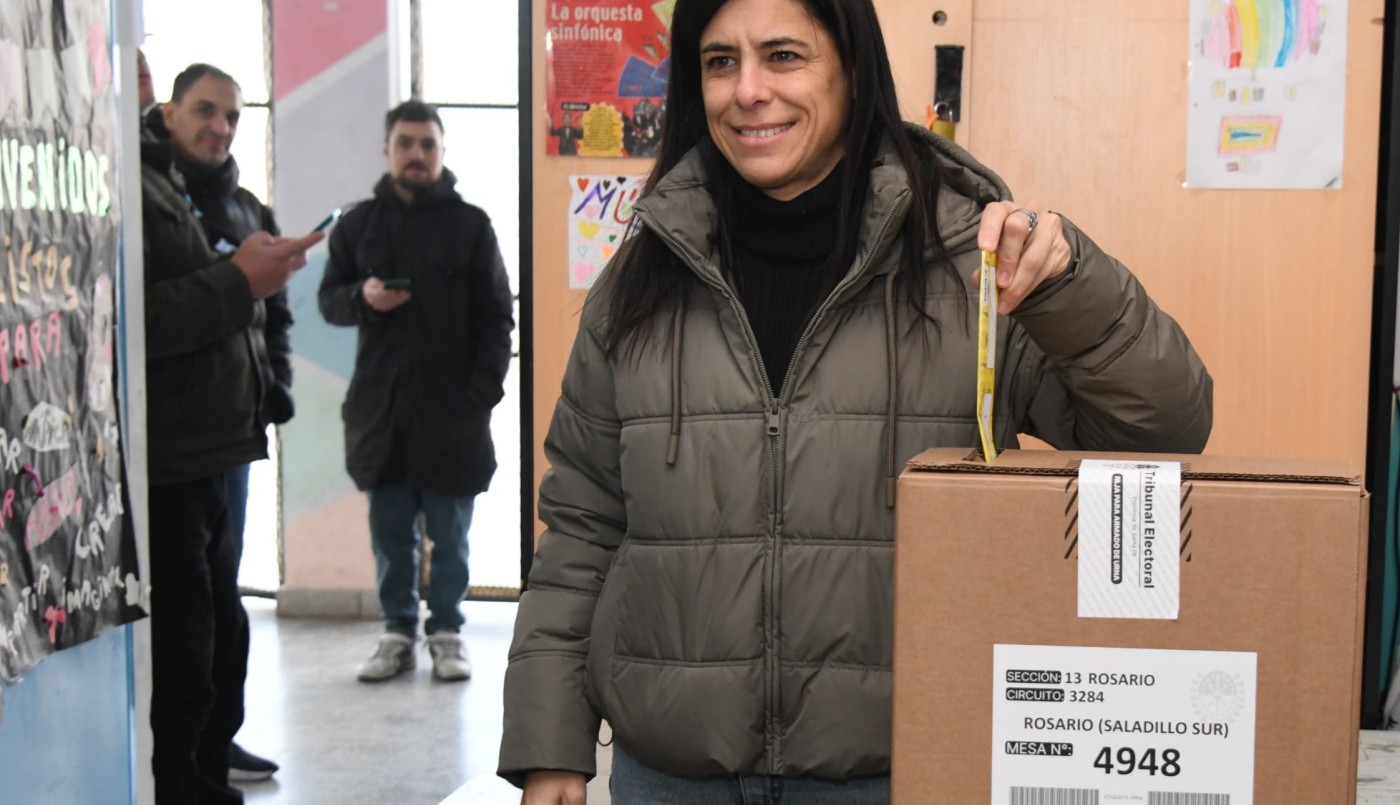Votó Carolina Labayru: "Es importante que la gente venga a votar para defender a Rosario” | Rosario y la región