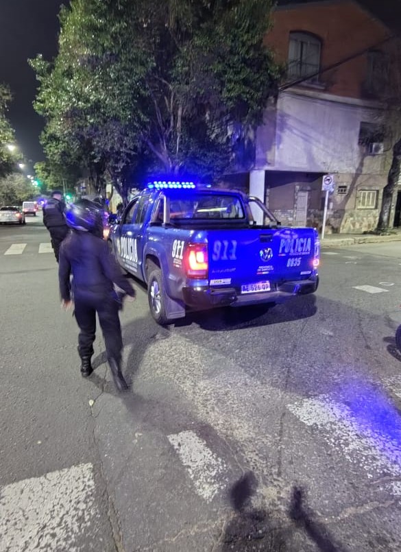 Balearon tres casas en plena tarde en Av. Francia al 2600 | Rosario y la región