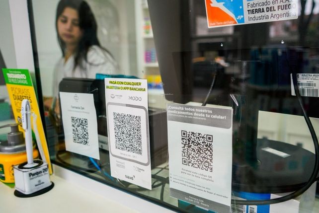 Las farmacias de Rosario suman códigos QR para consultar precios y coberturas de medicamentos | Rosario y la región