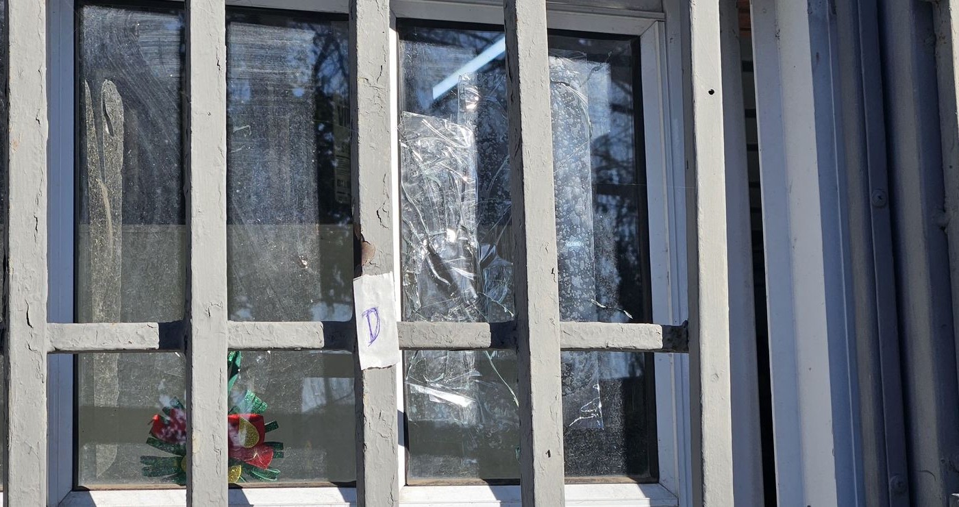 Balearon e intimaron a un minimarket: les exigen 5 millones de pesos a cambio de dejarlos trabajar sin ataques | Rosario y la región