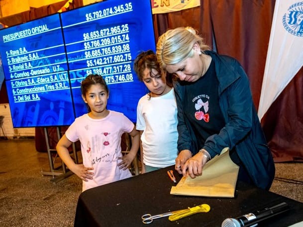 Siete empresas compiten por la pavimentación definitiva de barrio Irigoyen | Rosario y la región