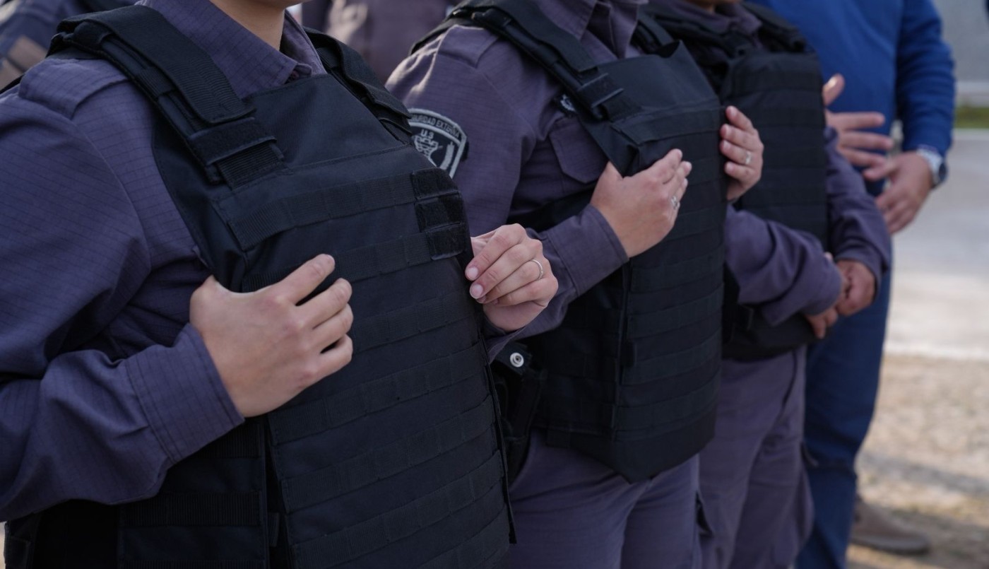 La provincia entregó chalecos antipunzantes al Servicio Penitenciario | Rosario y la región