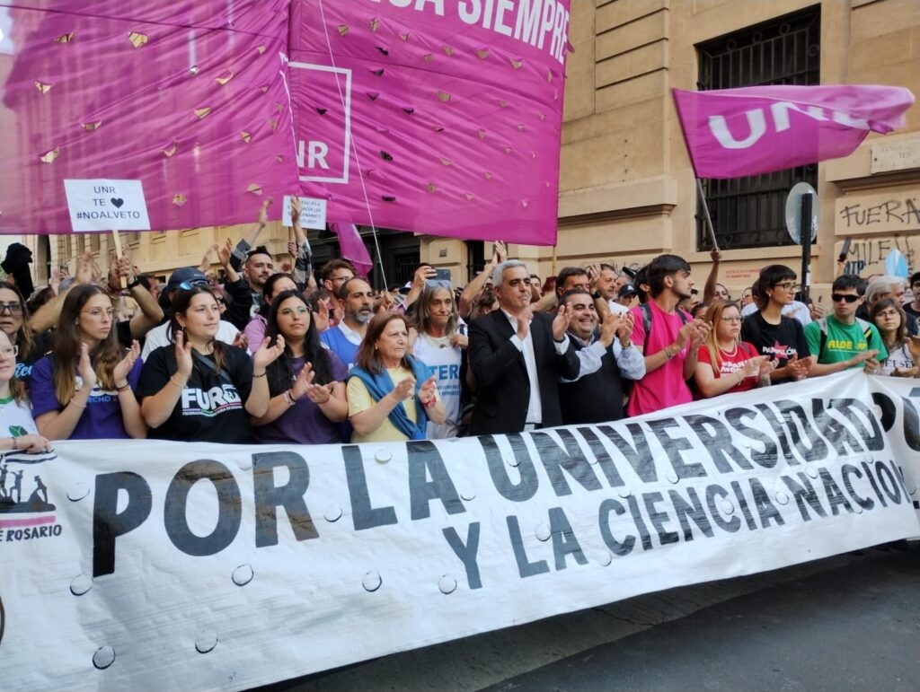 Docentes y estudiantes marcharán este miércoles contra el veto a la Ley de Financiamiento Universitario | Rosario y la región