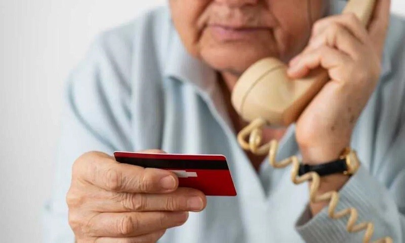 Defensa del Consumidor de la Provincia alerta por nuevos intentos de estafas dirigidos a jubilados vía digital | Rosario y la región