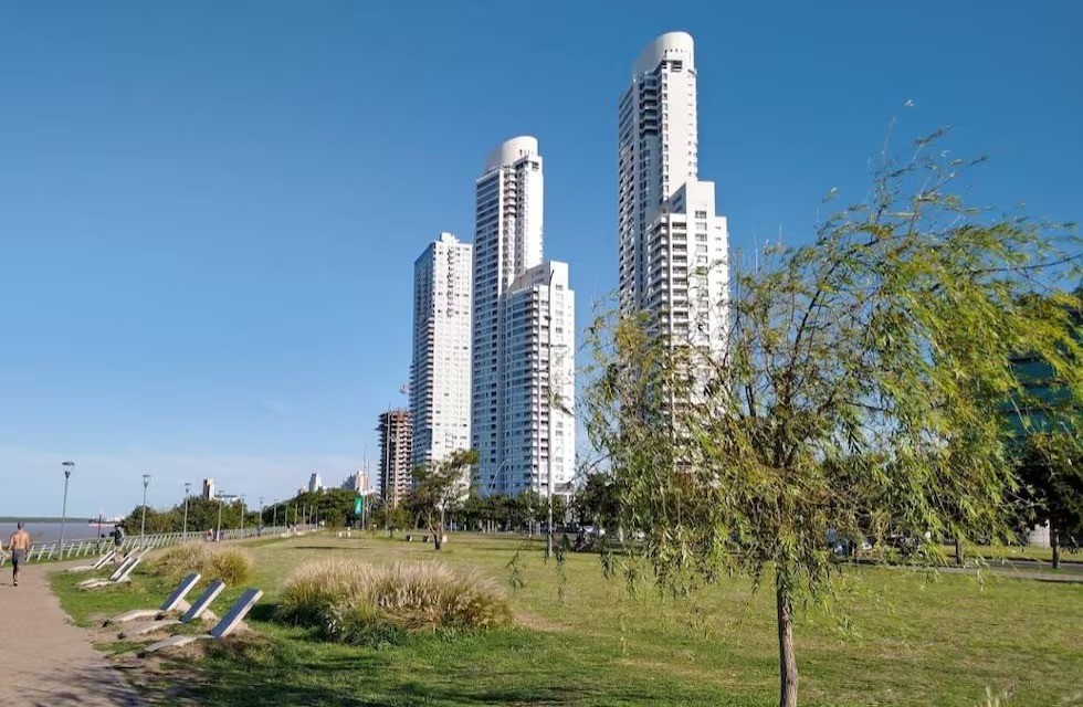 Tiempo en Rosario: jueves con sol a pleno y lluvias para el fin de semana | Rosario y la región