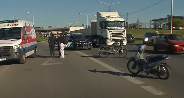 Dos siniestros viales en Circunvalación dejaron heridos y cortes de tránsito en el sur de Rosario | Rosario y la región