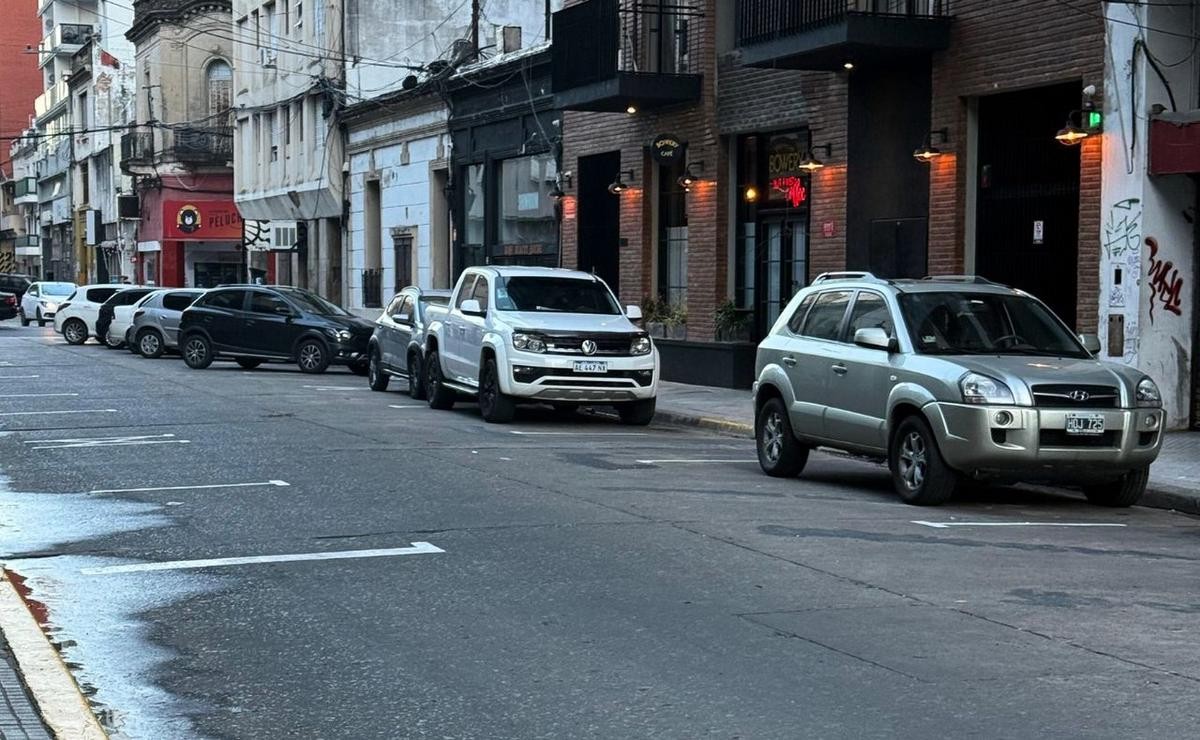 Comienza a regir la nueva disposición de estacionamiento en el microcentro rosarino | Rosario y la región