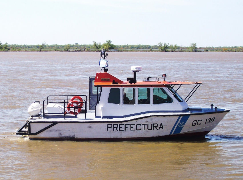 Le retirarán la licencia al timonel que embistió a una familia en el río | Rosario y la región