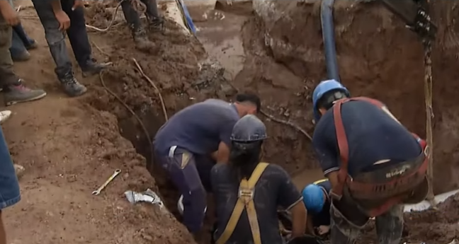 Cabassa y Casiano Casas: rotura de caño maestro generó caos y cortes de agua | Rosario y la región