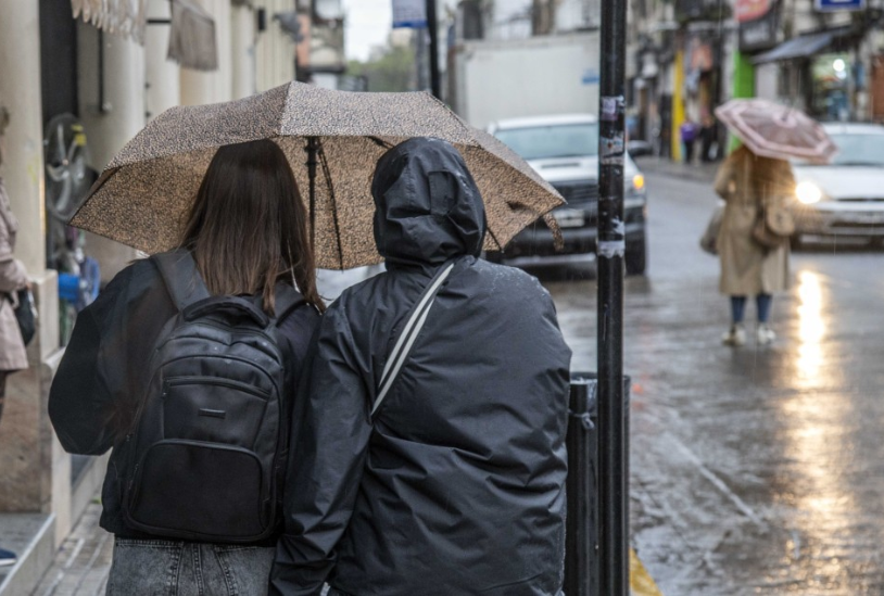 La ciudad bajo alerta naranja por tormentas: fuertes ráfagas y lluvias intensas | Rosario y la región