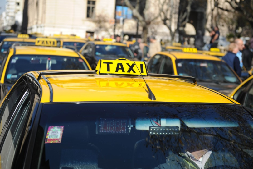 El Concejo aprobó una suba del 30% en taxis y remises | Rosario y la región