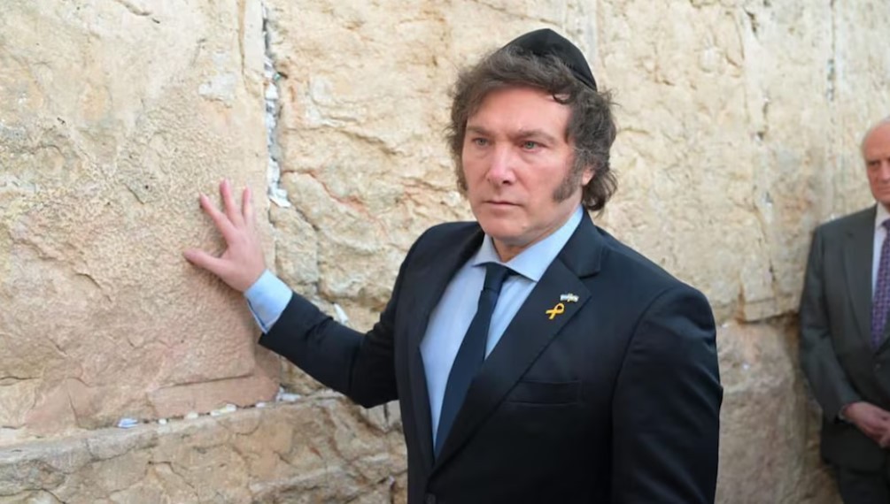 Javier Milei repudió el atentado perpetrado en una playa de Australia | Información General