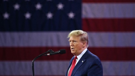 Trump califica al fentanilo como un “arma de destrucción masiva” en EE.UU.