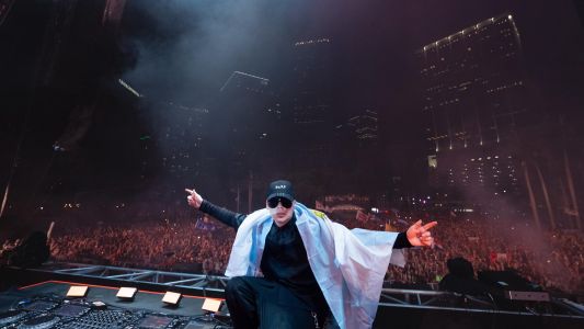 Bizarrap hizo vibrar el escenario principal del Ultra Miami 2026 con un show exclusivo