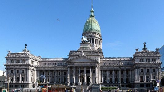 Amenaza de bomba en el Congreso: desplegaron un fuerte operativo de seguridad