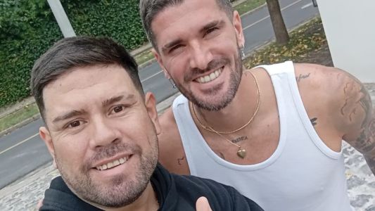 Selfie y propina generosa: el encuentro de un repartidor con Rodrigo De Paul en Boulogne