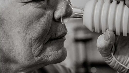 Personas que pueden oler enfermedades: los casos reales que investiga la ciencia