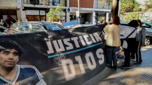 Se dilata el juicio por la muerte de Maradona porque no llevaron las pruebas