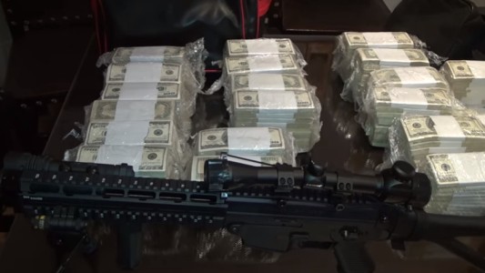 Caso López: relojes, armas, teléfonos y mucho dinero