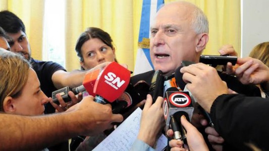 Lifschitz anunció la reducción del 50 por ciento de la tarifa eléctrica para los clubes de barrio
