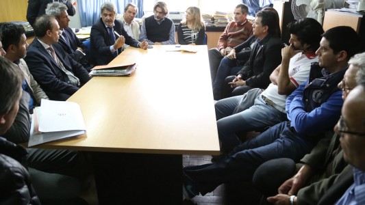 Descanso dominical: Trabajo dictó la conciliación obligatoria en el conflicto con grandes supermercados