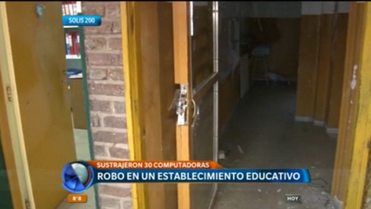 Robaron instrumentos de estudio y elementos de importante valor en una escuela de zona noroeste