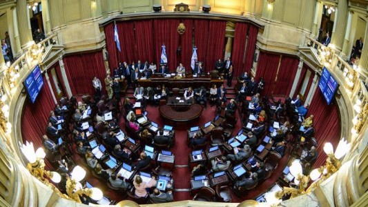 Senado: comenzó el debate sobre el pago a jubilados y el blanqueo de capitales