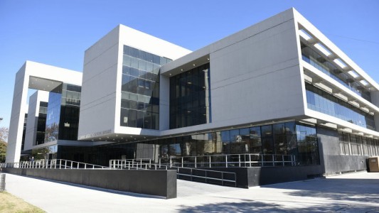 Tras los ataques, prohíben la circulación vehicular en la zona del nuevo Centro de Justicia Penal