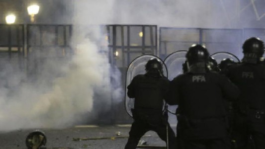 Incidentes en el Congreso y varios detenidos tras finalizar la sesión en el Senado