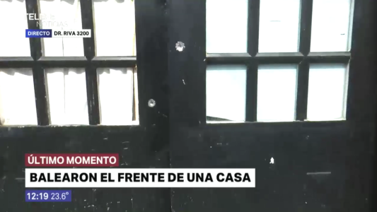 Barrio Alvear: balearon el frente de la casa de un ex barrabrava de Newell's