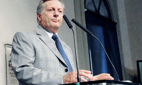 "El tope es el resultado de los reclamos de los usuarios; a ellos buscamos proteger"